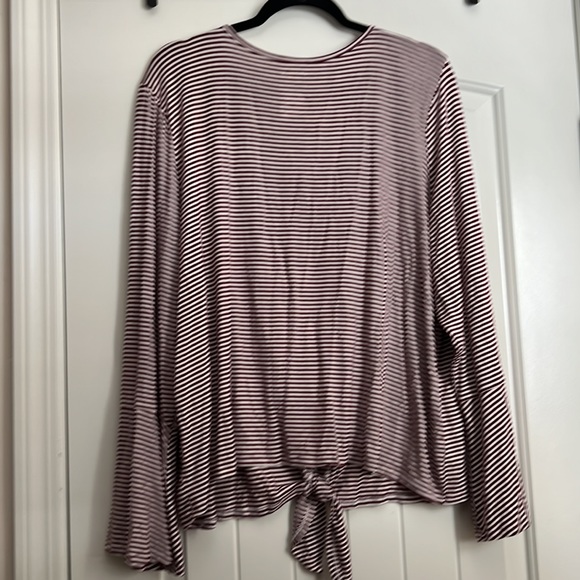 Arizona jean co Red white stripe shirt - Picture 6 of 7